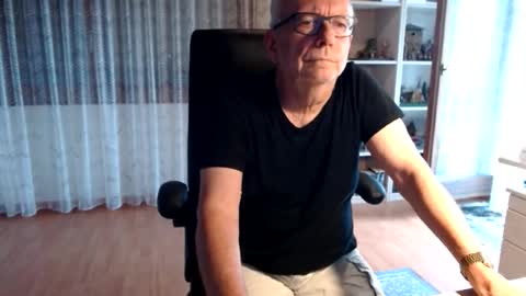 grandpach online show from June 3, 2026, 11:35 am