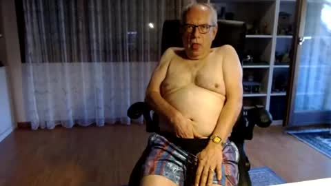 grandpach online show from July 16, 2026, 6:41 am