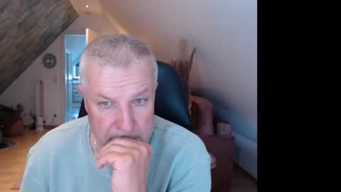 grau197077 online show from July 14, 2026, 12:00 pm