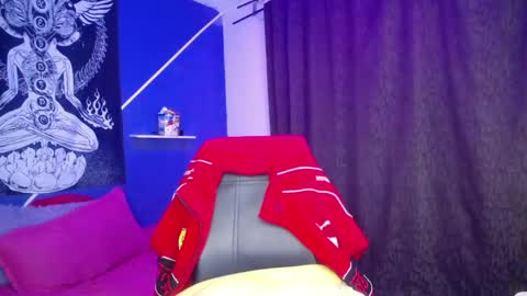 greeicy_love2 online show from February 4, 2025, 3:00 am