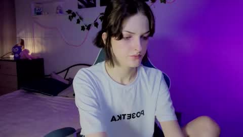 Snapshot of green_tea666 chatting on September 26, 2025, 3:27 pm Lilith online show from September 26, 2025, 3:27 pm