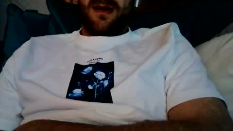 Snapshot of greendiamon chatting on February 23, 2025, 10:20 pm greendiamon online show from February 23, 2025, 10:20 pm