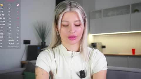 Kelly online show from May 15, 2026, 2:24 pm