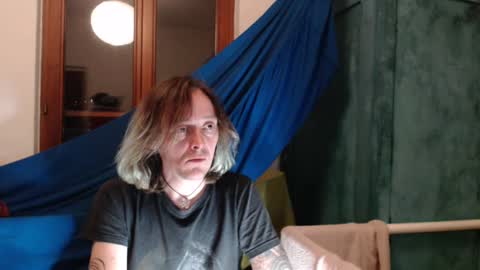 Snapshot of greenmoon88888 chatting on December 29, 2024, 1:34 am Greenmoon online show from December 29, 2024, 1:34 am