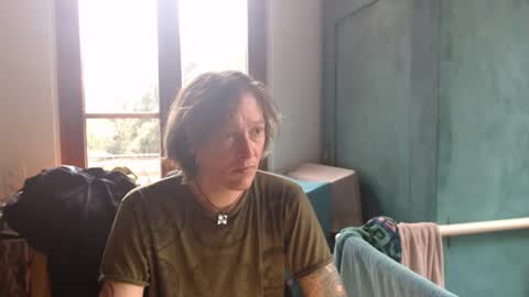 Snapshot of greenmoon88888 chatting on February 9, 2025, 12:52 pm Greenmoon online show from February 9, 2025, 12:52 pm