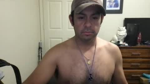 Snapshot of greg78652 chatting on December 16, 2024, 2:57 am greg78652 online show from December 16, 2024, 2:57 am