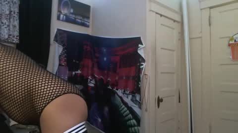 Snapshot of gregnice313 chatting on October 7, 2025, 4:20 am NICE and sometimes Savvy online show from October 7, 2025, 4:20 am