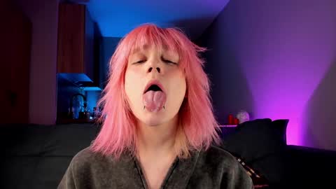 Greg-independent model online show from January 16, 2025, 8:46 pm