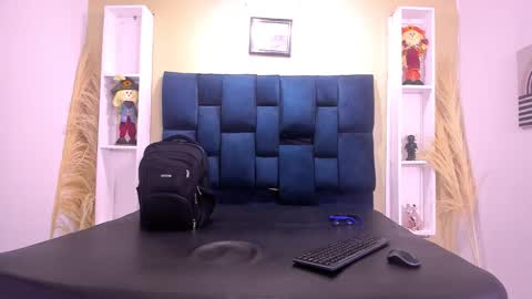 GregorySforza online show from September 28, 2025, 6:57 pm