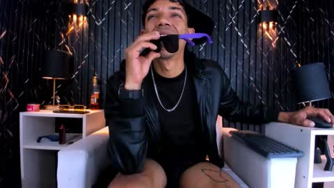 GregorySforza online show from December 16, 2025, 4:23 pm