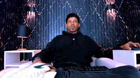 GregorySforza online show from April 1, 2026, 2:56 am