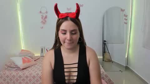 Snapshot of greta_smith2 chatting on October 31, 2025, 5:58 pm Greta online show from October 31, 2025, 5:58 pm