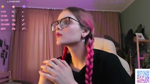 gretchen_mol online show from March 17, 2026, 7:33 am