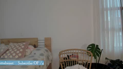 Snapshot of grettabenett_ chatting on December 26, 2024, 10:09 pm Gretta online show from December 26, 2024, 10:09 pm