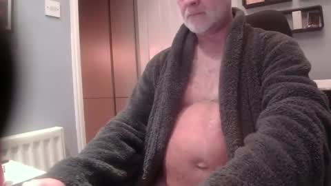 greyfox_6000 online show from January 6, 2025, 9:00 pm