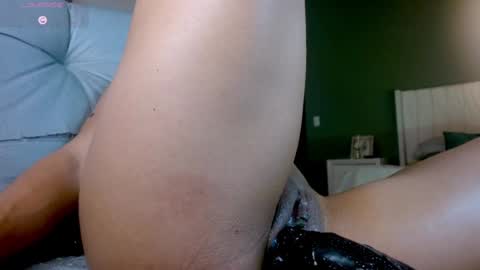 Greyslopez online show from January 4, 2025, 2:14 am