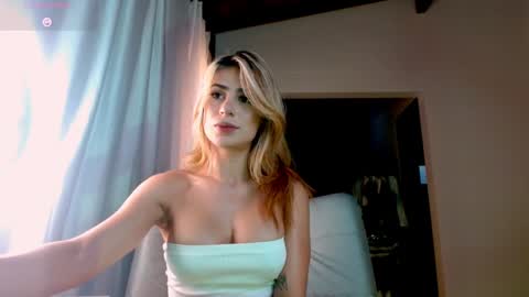 Greyslopez online show from January 4, 2025, 10:45 pm