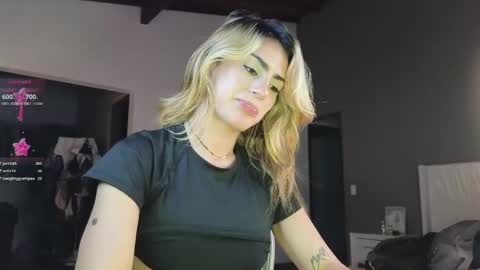 Greyslopez online show from February 26, 2025, 4:36 am