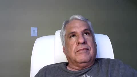 Snapshot of grisa01 chatting on January 25, 2025, 10:07 pm grisa01 online show from January 25, 2025, 10:07 pm