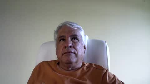 Snapshot of grisa01 chatting on January 26, 2025, 12:11 pm grisa01 online show from January 26, 2025, 12:11 pm