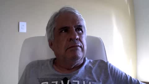 Snapshot of grisa01 chatting on February 28, 2025, 6:52 pm grisa01 online show from February 28, 2025, 6:52 pm