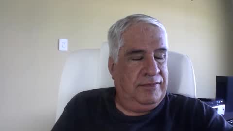 grisa01 online show from February 15, 2026, 12:36 pm