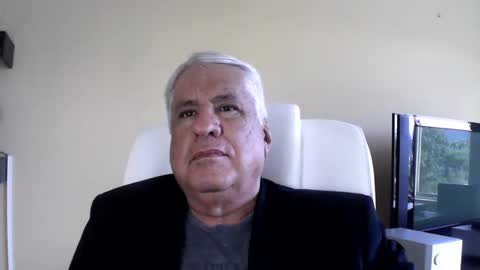 grisa01 online show from April 12, 2026, 1:05 pm