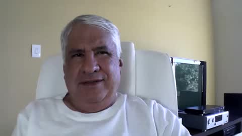 grisa01 online show from April 26, 2026, 12:25 pm