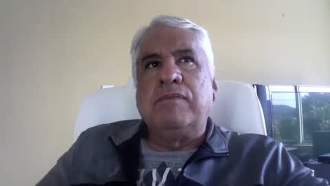 grisa01 online show from May 16, 2026, 1:10 pm