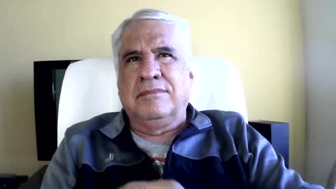 grisa01 online show from July 14, 2026, 12:44 pm
