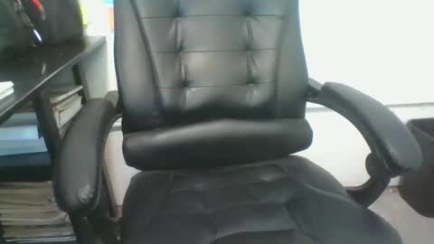 Snapshot of grower_not_a_show_er chatting on May 1, 2026, 6:01 pm grower_not_a_show_er online show from May 1, 2026, 6:01 pm