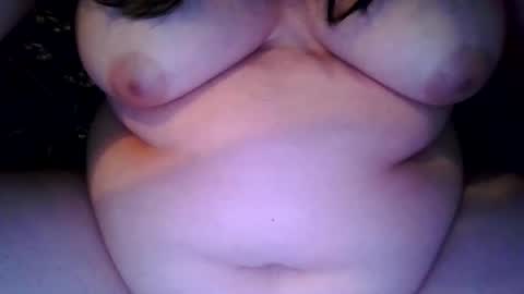 Snapshot of growinggirl420 chatting on April 4, 2026, 4:00 am growinggirl420 online show from April 4, 2026, 4:00 am