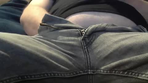 GrrGuy1 online show from December 20, 2024, 6:19 am