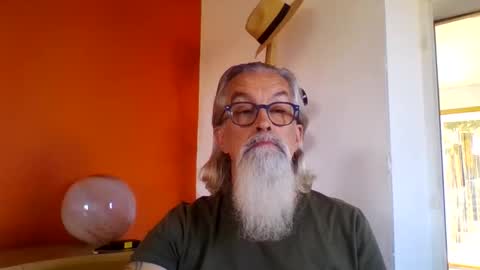 Snapshot of grybear60 chatting on October 13, 2025, 9:20 am Grybear online show from October 13, 2025, 9:20 am