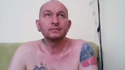 grzegorz40 online show from July 10, 2026, 8:29 am