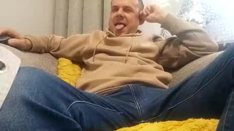 grzes1976 online show from October 10, 2025, 7:40 am