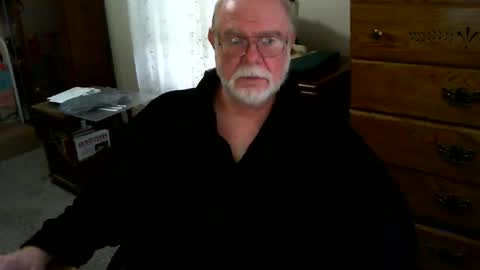 Snapshot of gtnolder60 chatting on April 5, 2026, 1:19 pm Gary online show from April 5, 2026, 1:19 pm