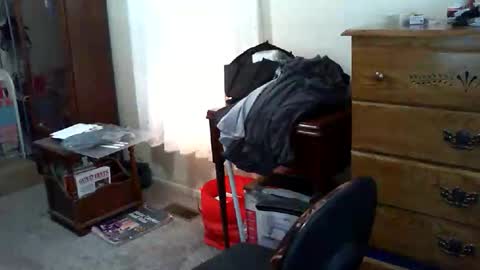 Snapshot of gtnolder60 chatting on April 7, 2026, 11:32 am Gary online show from April 7, 2026, 11:32 am