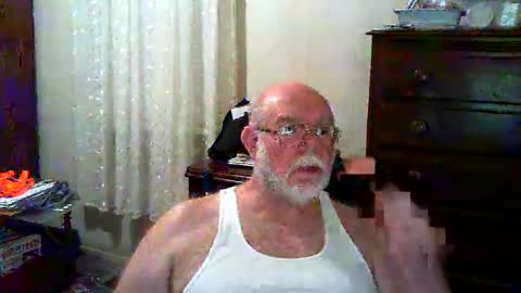 Snapshot of gtnolder60 chatting on April 14, 2026, 12:49 am Gary online show from April 14, 2026, 12:49 am