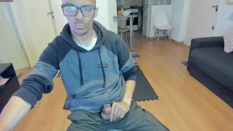 Snapshot of guachin_new chatting on September 27, 2025, 12:48 am guachin_new online show from September 27, 2025, 12:48 am