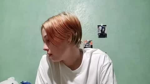 Snapshot of gudrunpienta chatting on November 13, 2025, 2:27 pm Kira online show from November 13, 2025, 2:27 pm