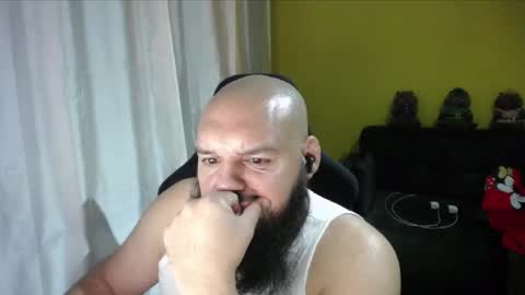 Snapshot of guessswho24 chatting on March 8, 2025, 2:34 am Ayan online show from March 8, 2025, 2:34 am