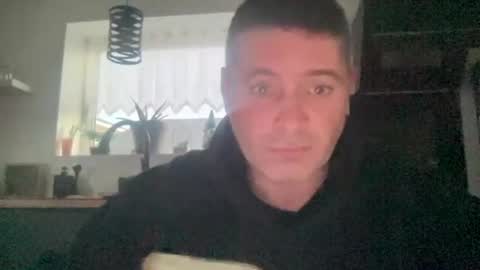 guil0 online show from February 10, 2026, 9:08 pm