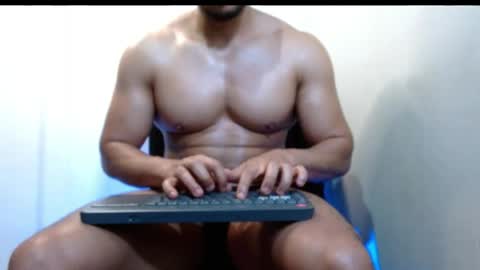 holl latino online show from May 13, 2026, 4:59 pm