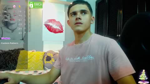 Snapshot of gurvinderr chatting on December 9, 2024, 11:45 pm Hushaima Gur online show from December 9, 2024, 11:45 pm