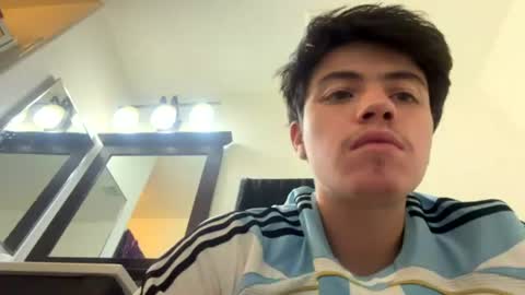 gustavog79 online show from July 20, 2026, 9:34 am