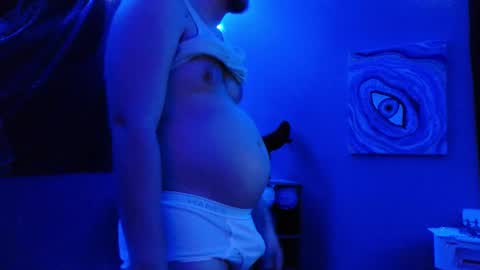 Snapshot of gutlvr chatting on December 8, 2024, 11:14 am gutlvr online show from December 8, 2024, 11:14 am