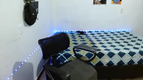 Guts online show from February 3, 2025, 10:54 pm