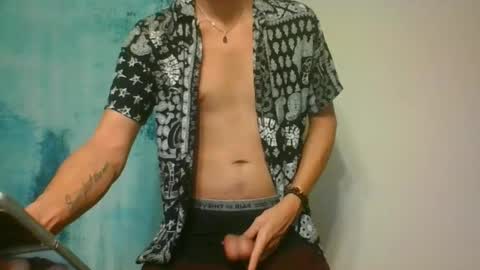 Snapshot of guyguy42016 chatting on March 5, 2025, 12:49 am troy online show from March 5, 2025, 12:49 am