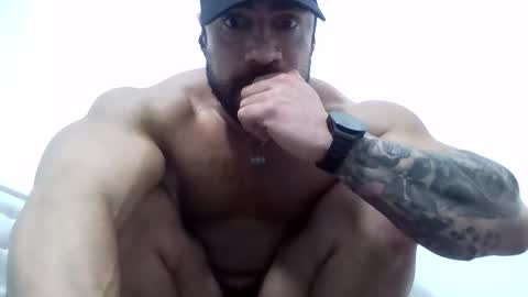 Snapshot of gymking999 chatting on February 11, 2025, 9:56 pm gymking999 online show from February 11, 2025, 9:56 pm